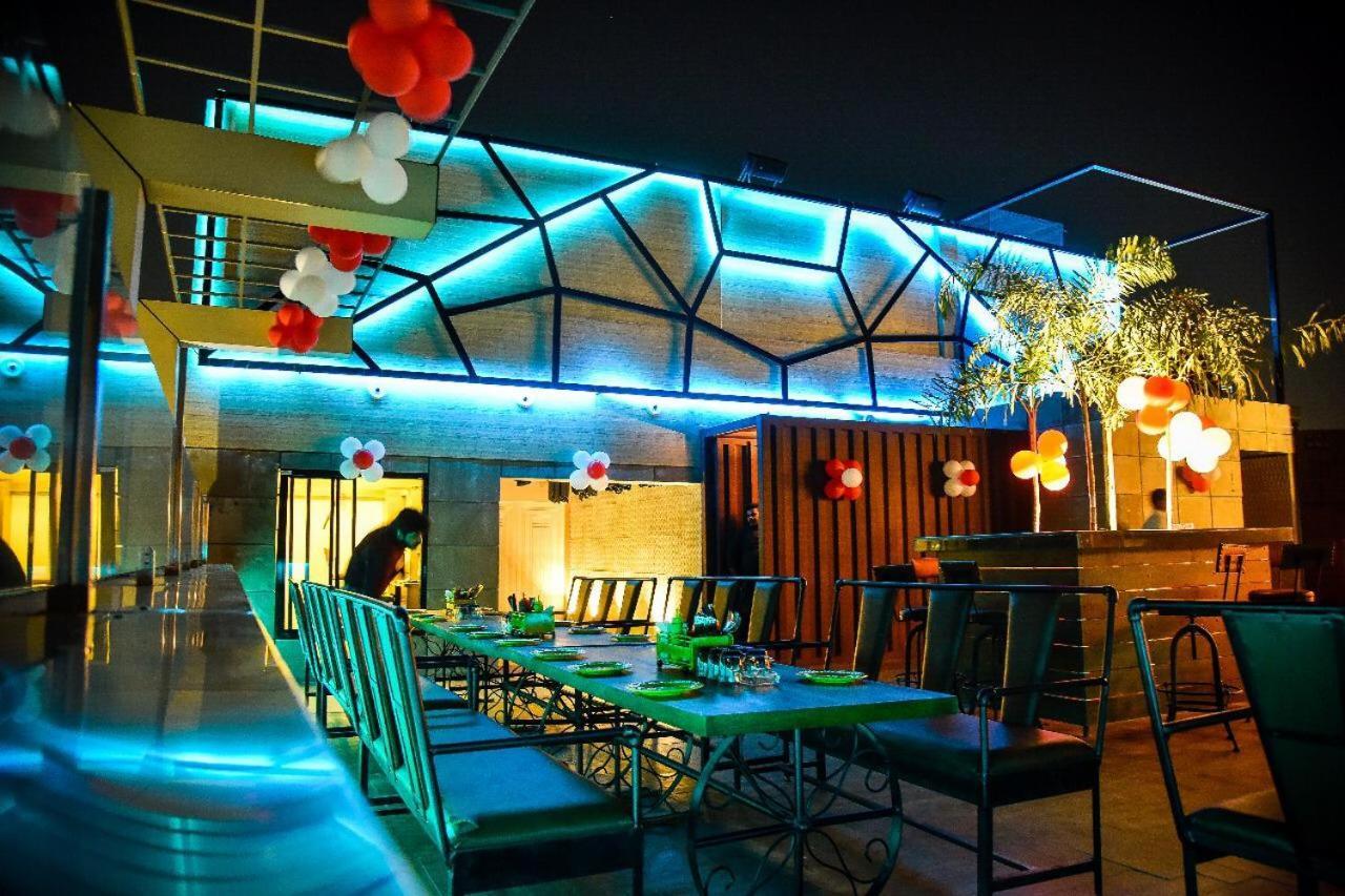 Dng The Grand Hotel Kanpur Extérieur photo