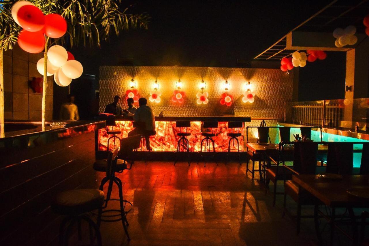 Dng The Grand Hotel Kanpur Extérieur photo